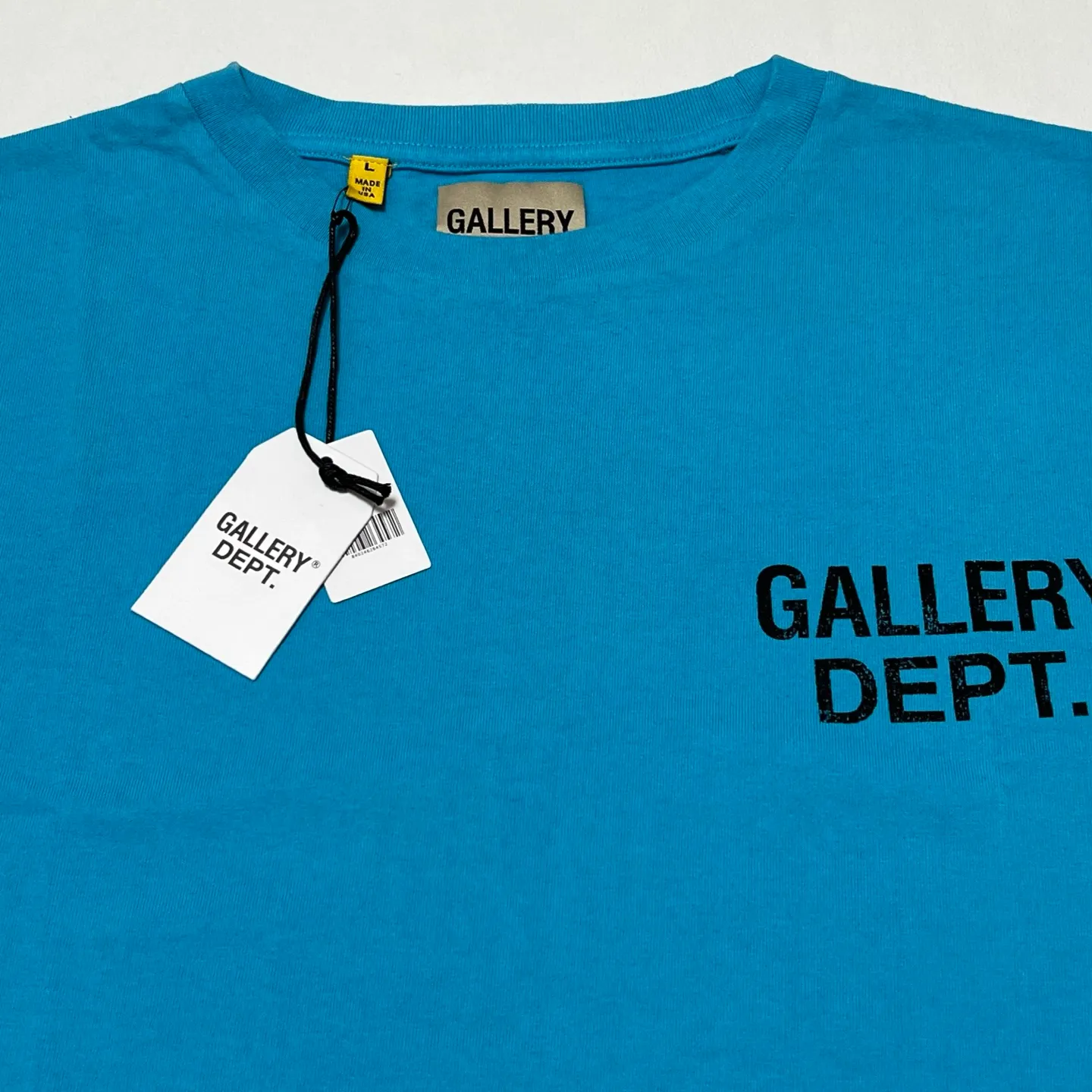 GALLERY DEPT. FRENCH TEE/LIGHT TEAL Lake Blue French Lake Blue S-XL Summer Dopamine Color American Retro Original Same OE Yarn Cone Fabric Garment Dyeing Printing Rewashed Water Distressing Simulates Natural Distressing Effect Correct Accessories Top Purchasing Level